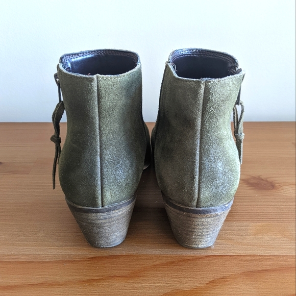 Green suede booties - Picture 4 of 6